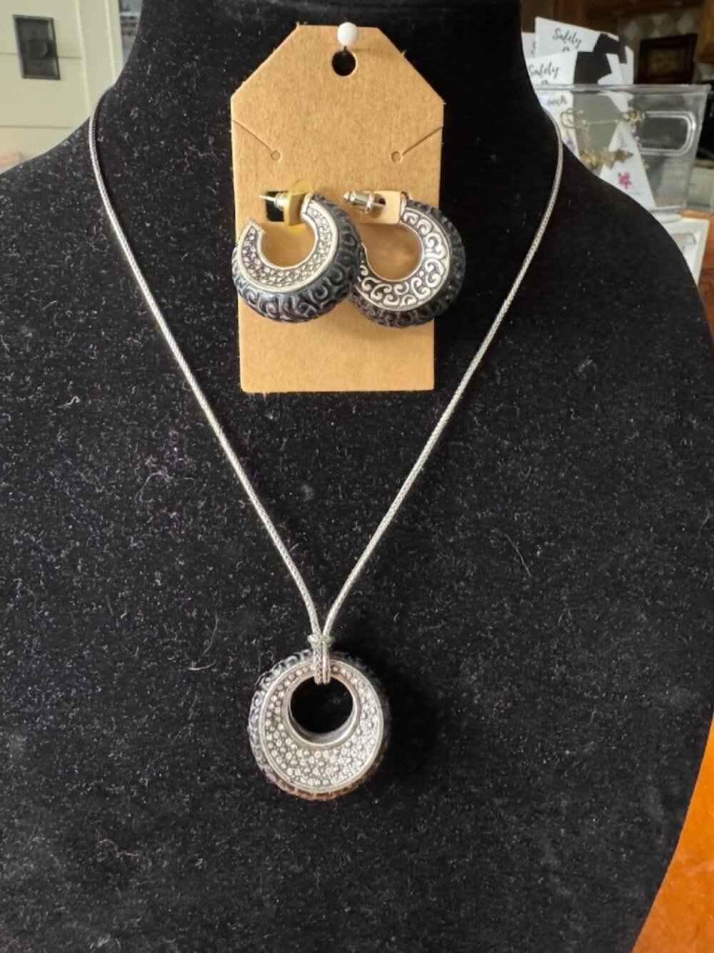 Brighton open circle necklace and earrings